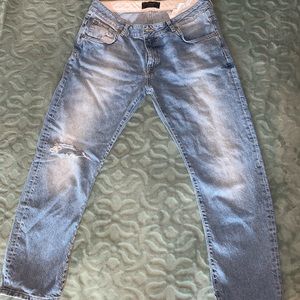 Denim boyfriend jeans